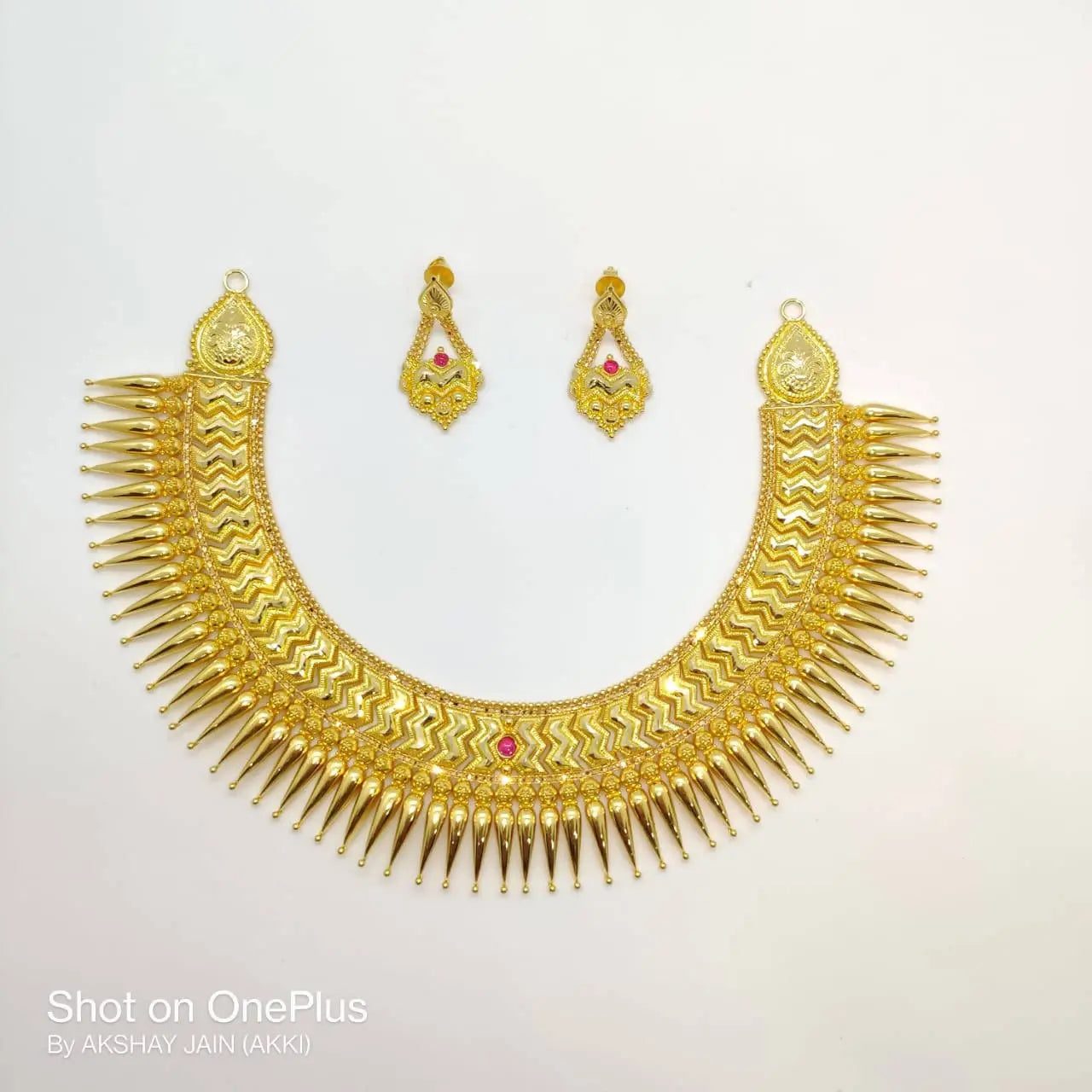 Plain Gold Necklace Sarafa Bazar India