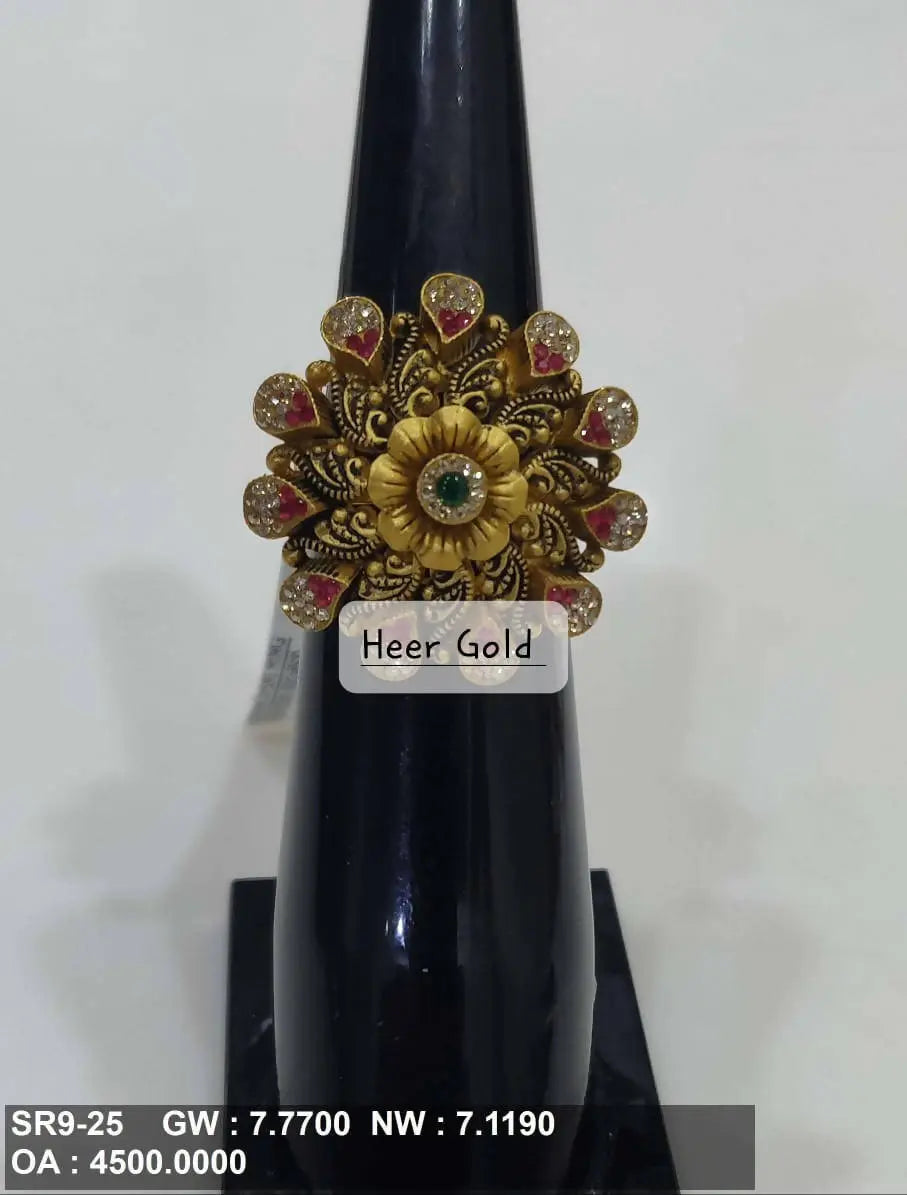 Antique Ladies Ring Sarafa Bazar India