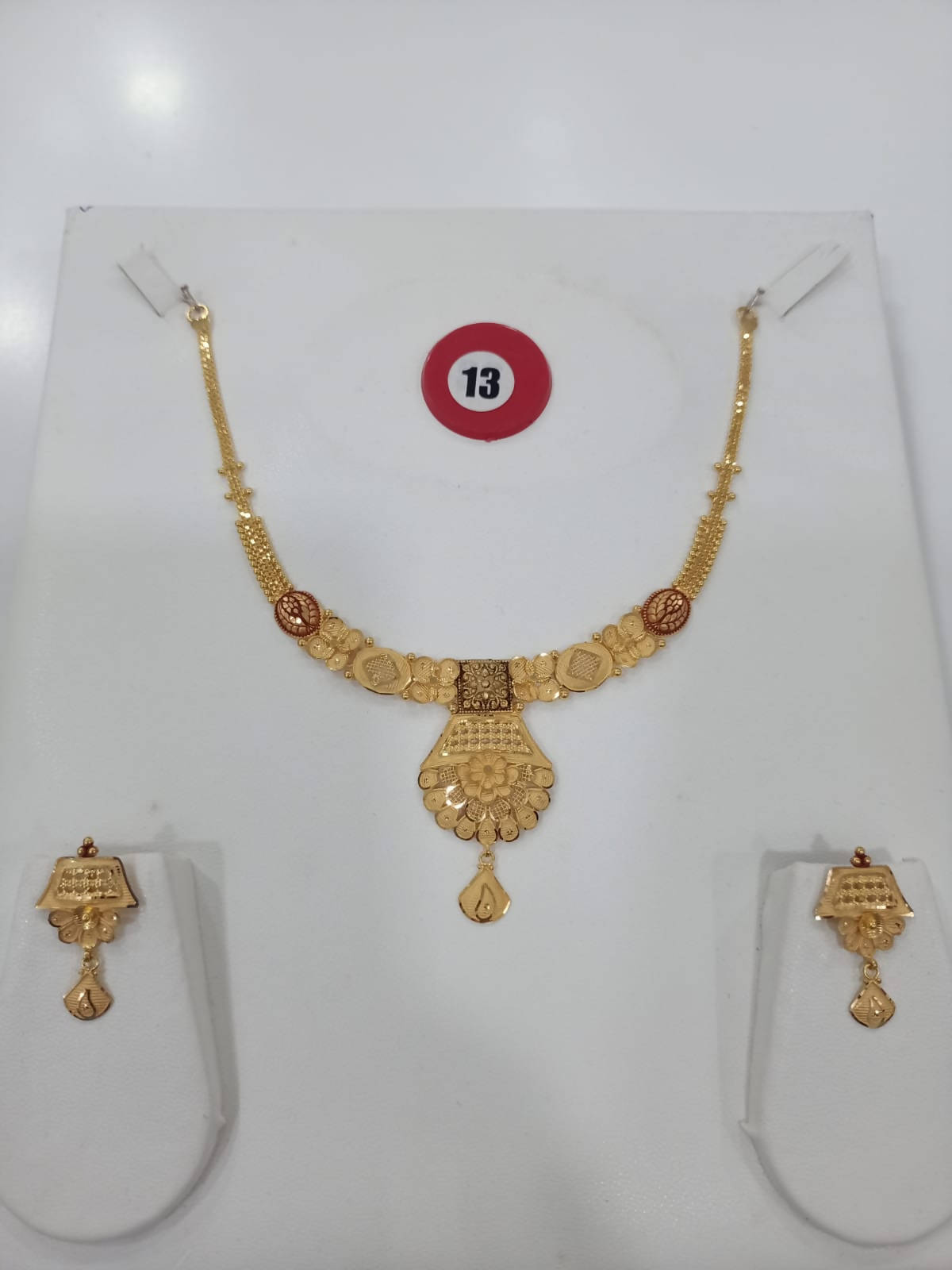 Gold Necklace Sarafa Bazar India