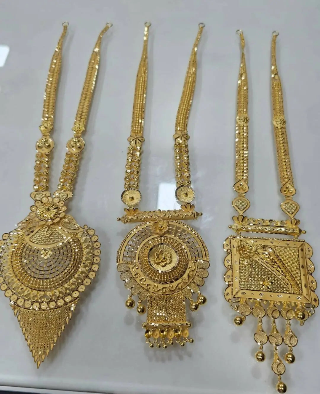 Gold Long Set Sarafa Bazar India