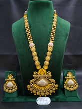 Long set Sarafa Bazar India