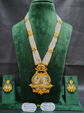 Temple set Sarafa Bazar India