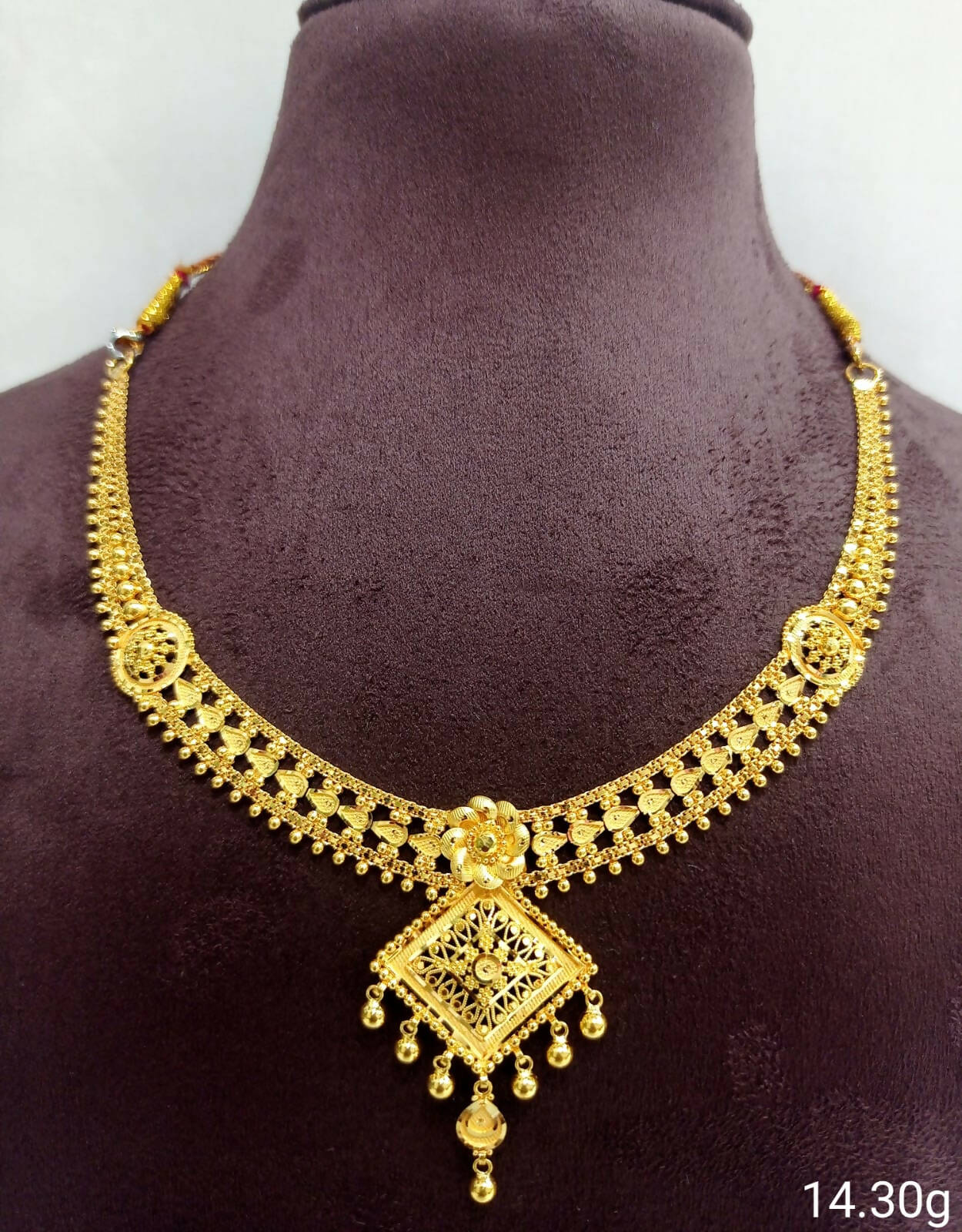 Gold Necklace Sarafa Bazar India