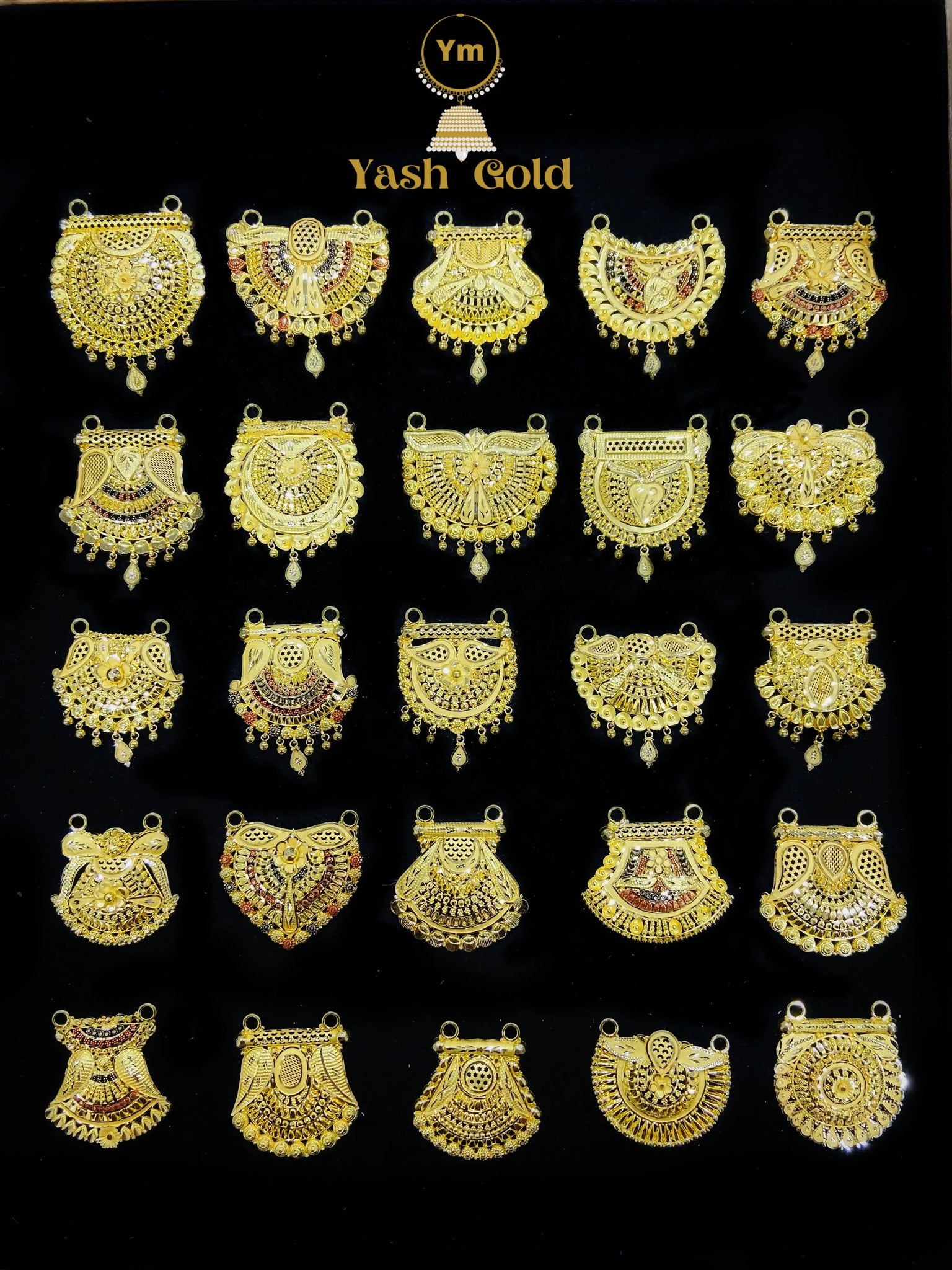 Gold mangalsutra Pandel Sarafa Bazar India