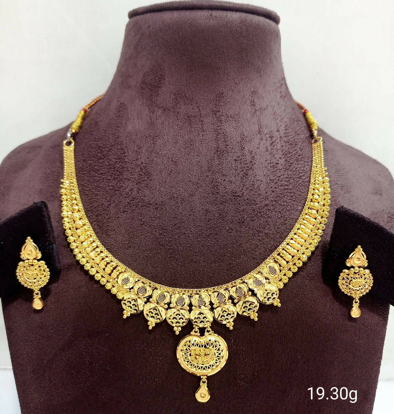 Gold Necklace Sarafa Bazar India