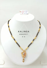 Gold Mangalsutra Sarafa Bazar India