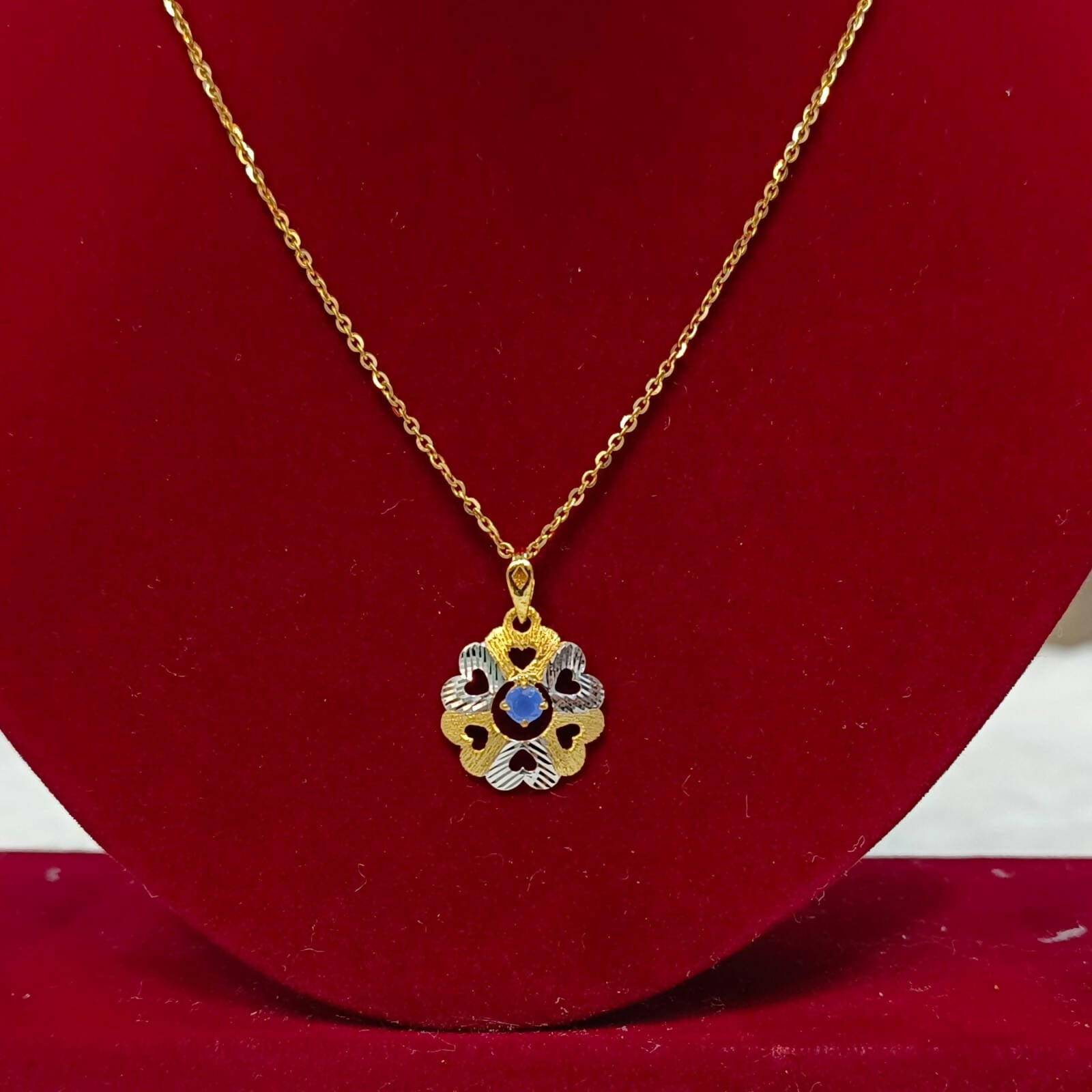 Turkish Italian Gold Pendant Sarafa Bazar India