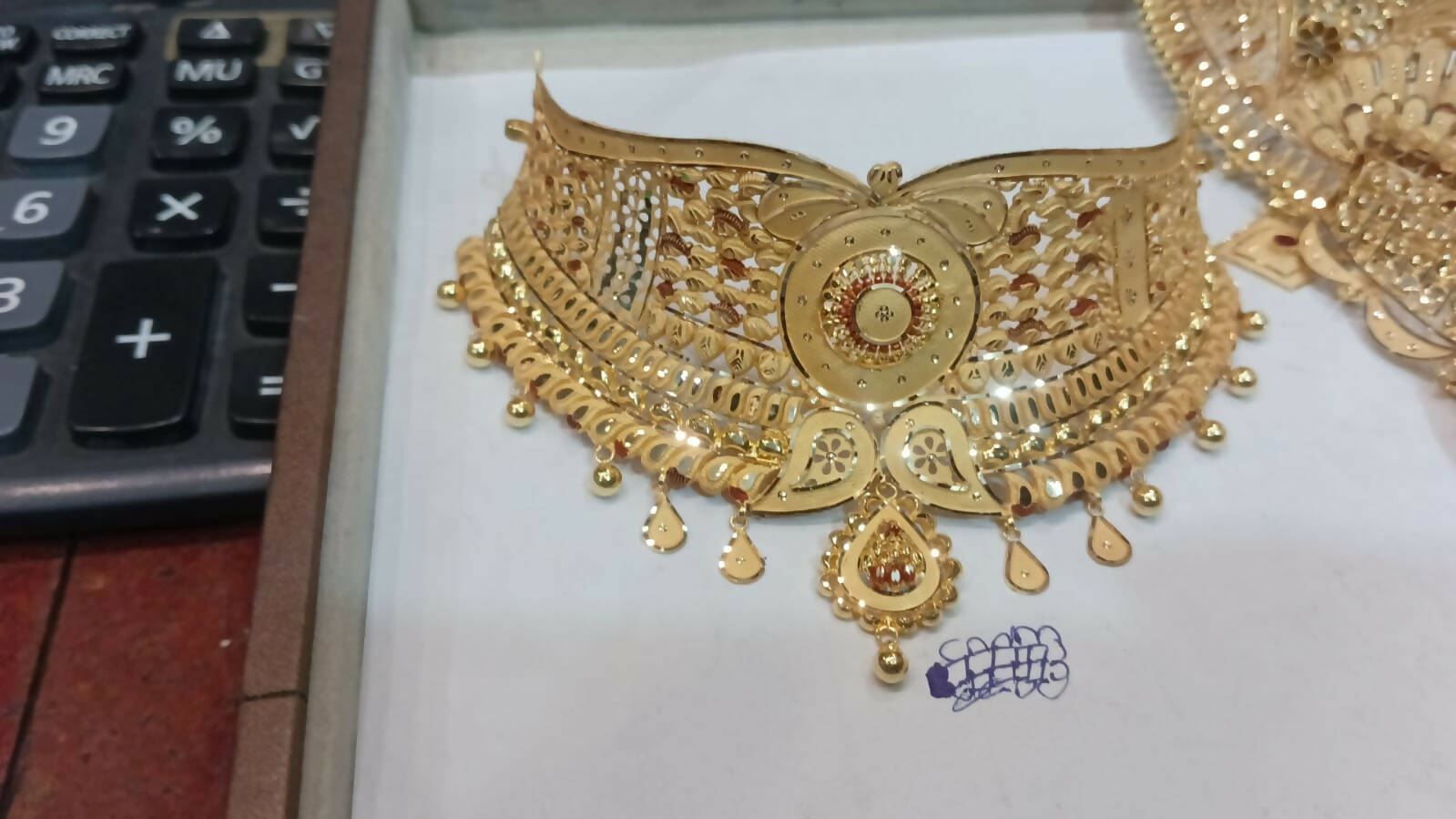 Gold Choker Sarafa Bazar India