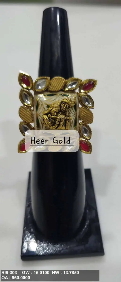 Antique Ladies Ring Sarafa Bazar India