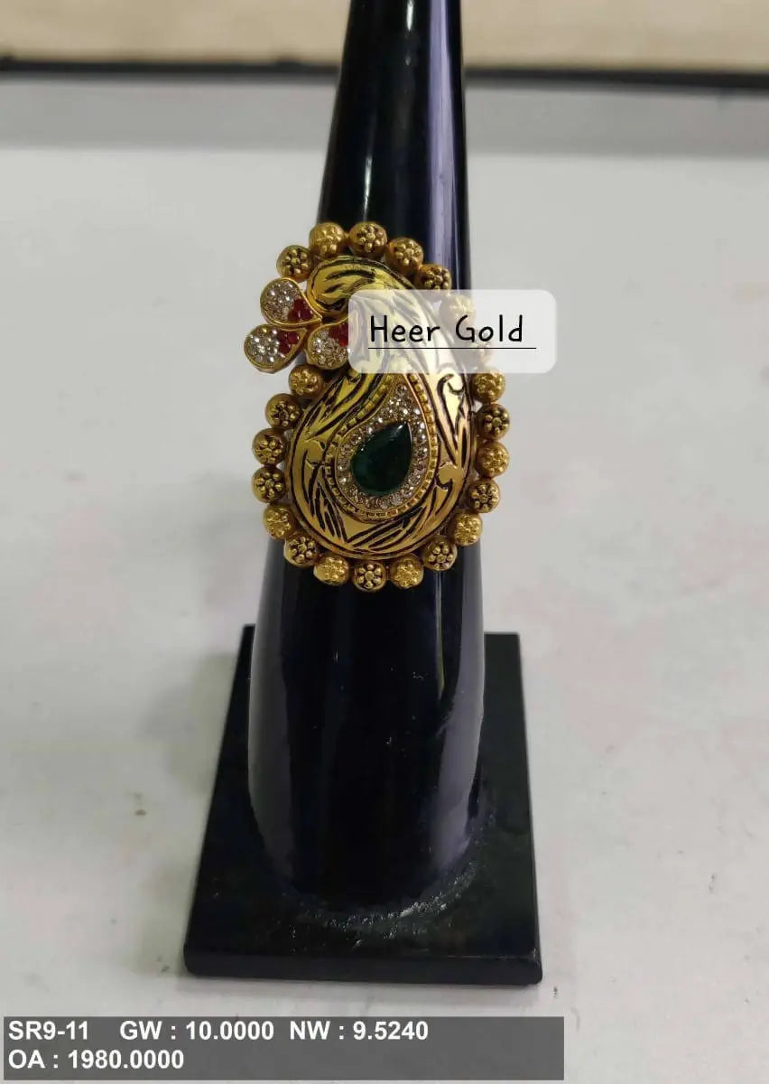 Antique Ladies Ring Sarafa Bazar India