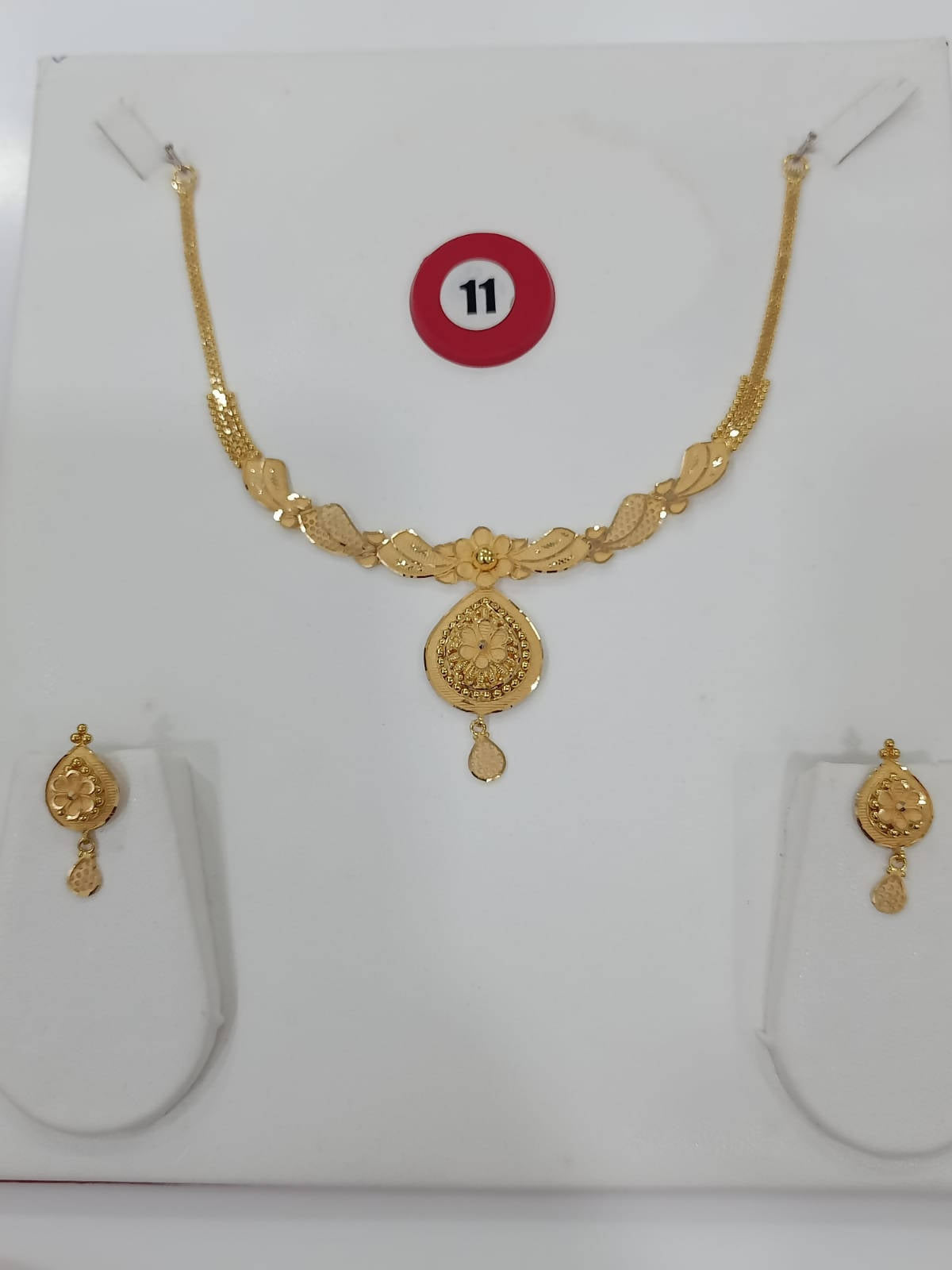 Gold Necklace Sarafa Bazar India