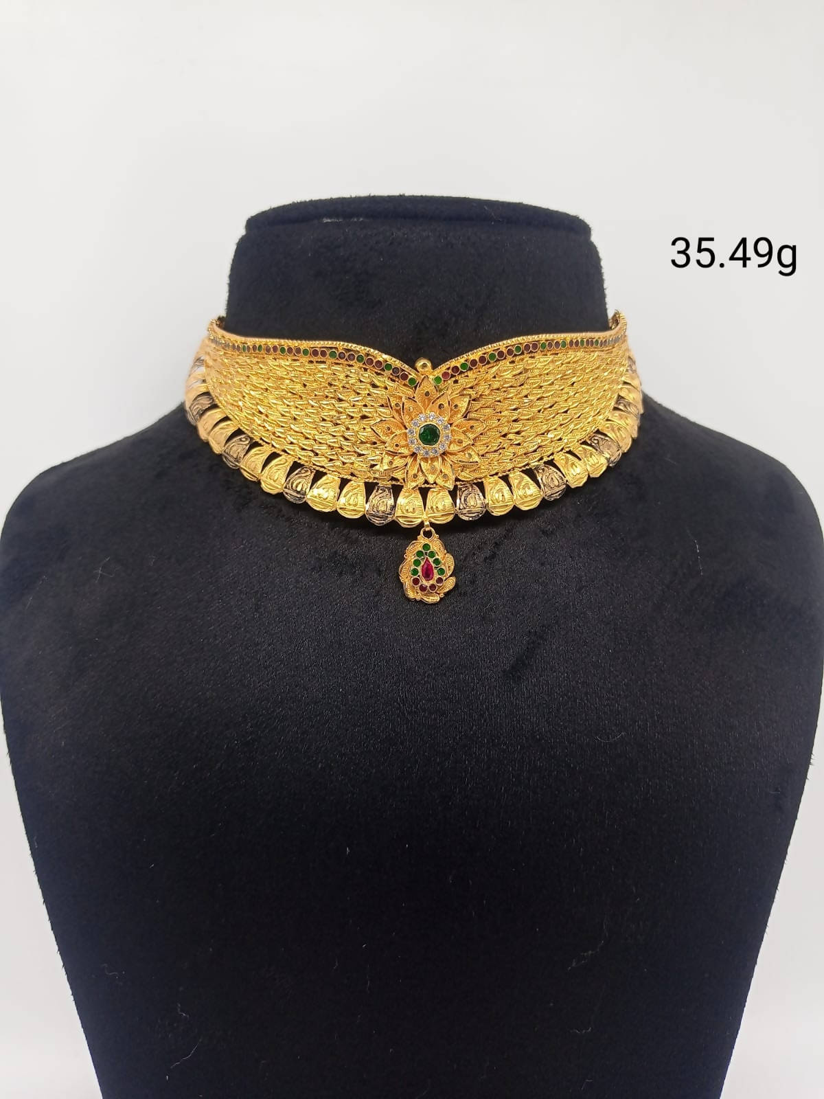 Gold Choker Sarafa Bazar India