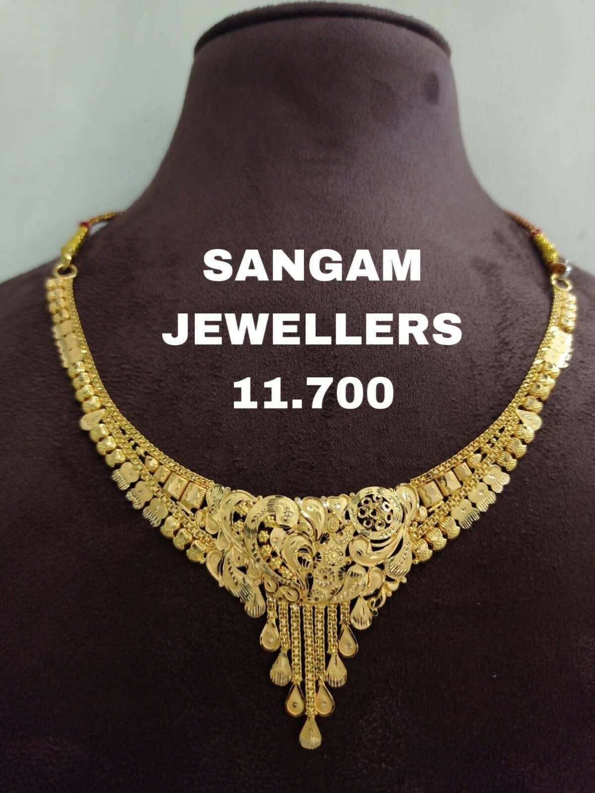 Gold Necklace Sarafa Bazar India