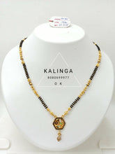 Gold Mangalsutra Sarafa Bazar India