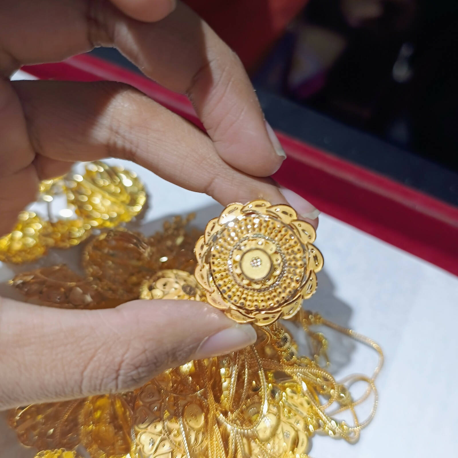 Gold Ladies Rings Sarafa Bazar India