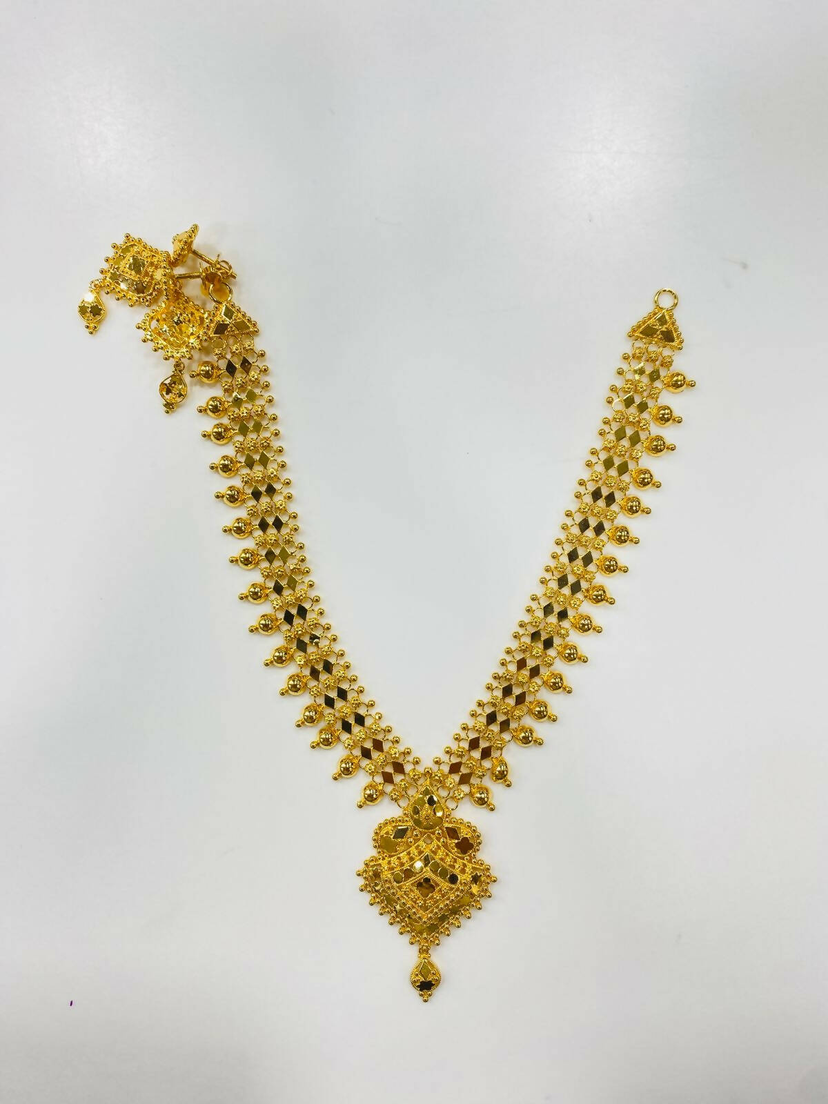 Gold Necklace Sarafa Bazar India