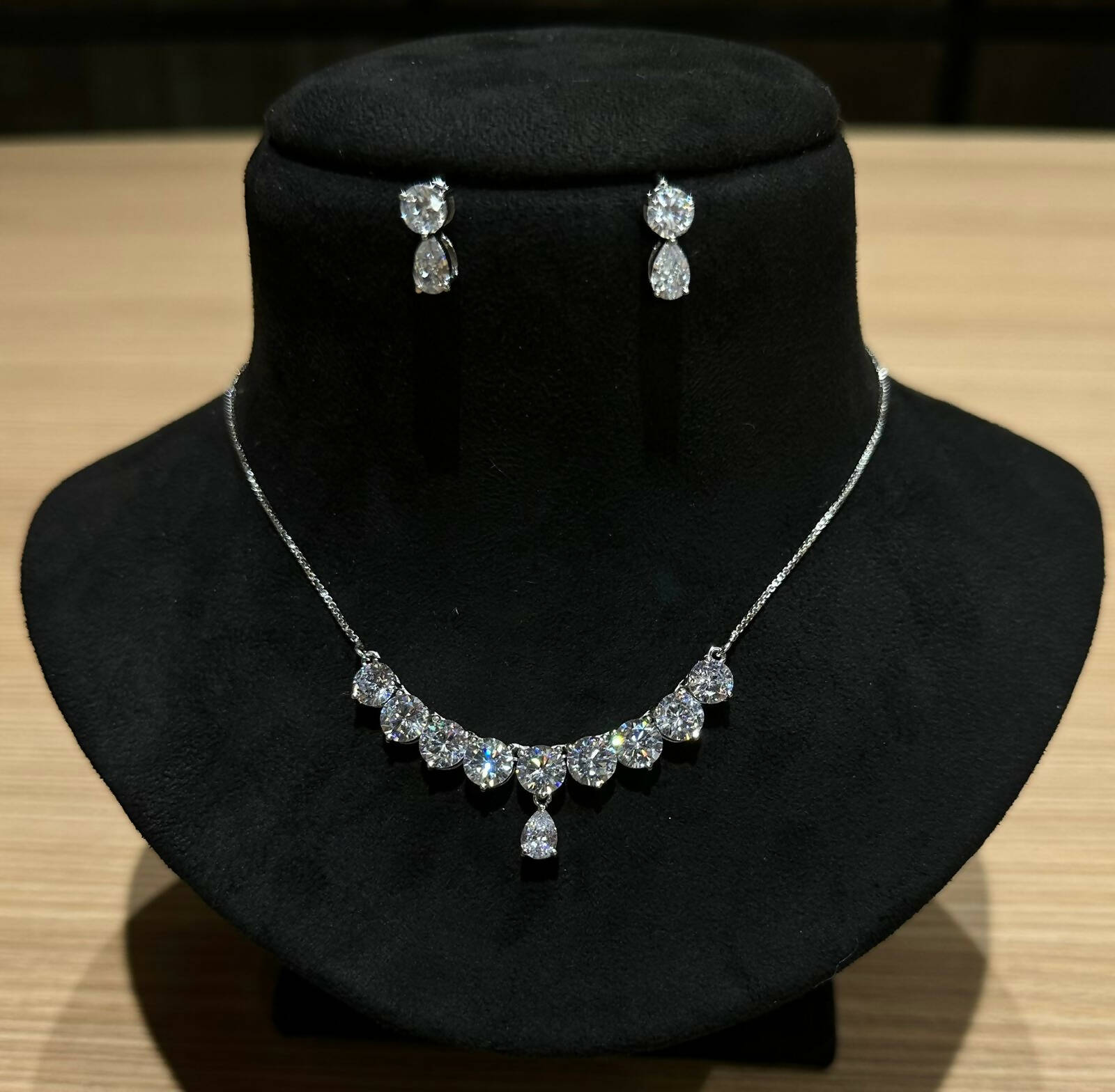 925 Silver Solitaire Short Necklace Sets Sarafa Bazar India