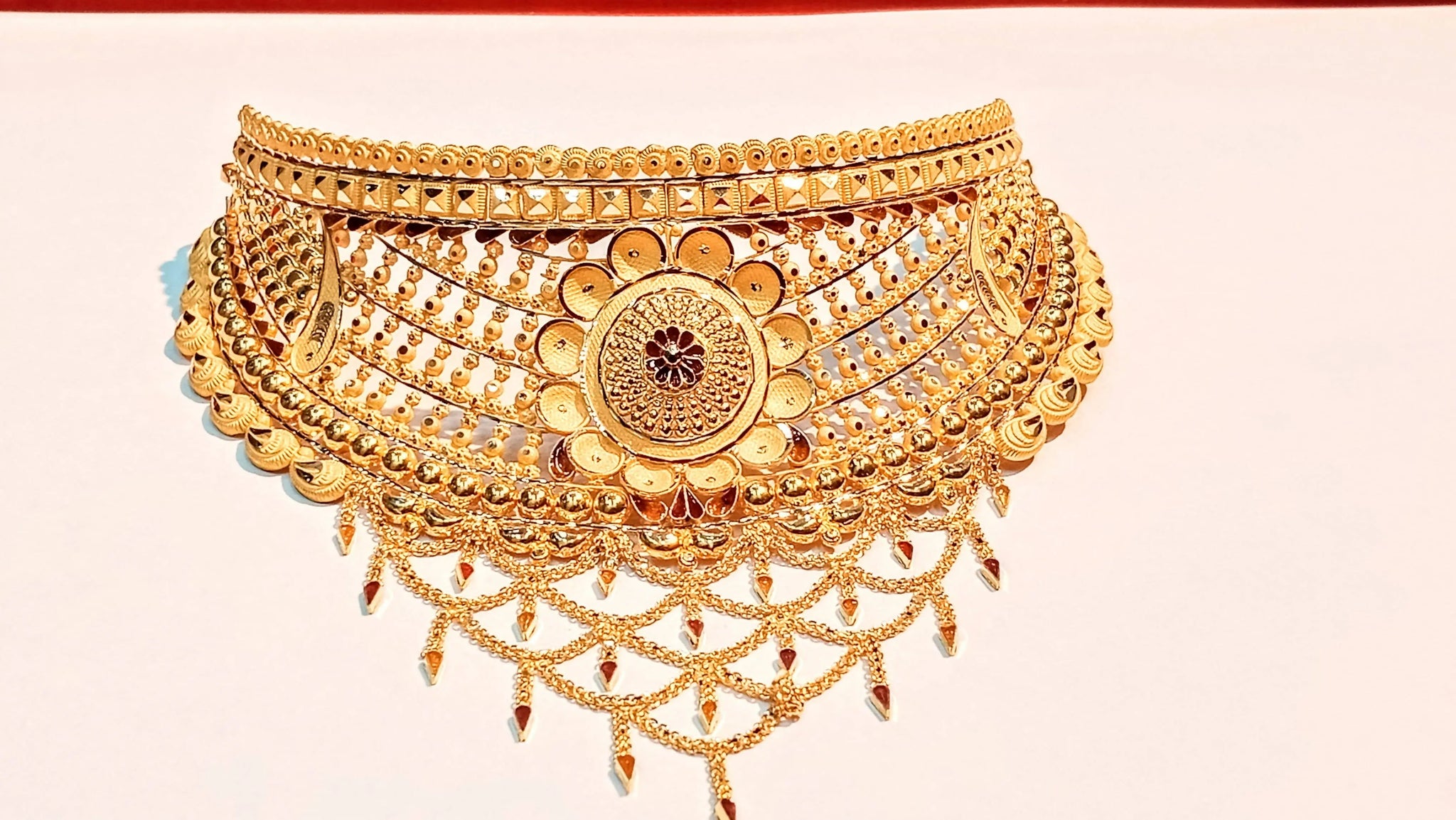 Gold Choker Sarafa Bazar India