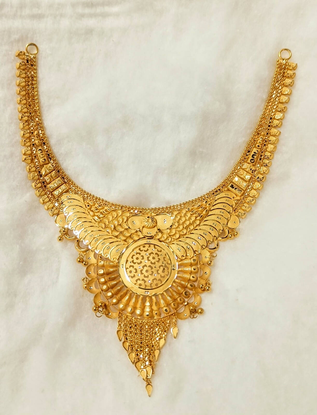 Gold Necklace Sarafa Bazar India