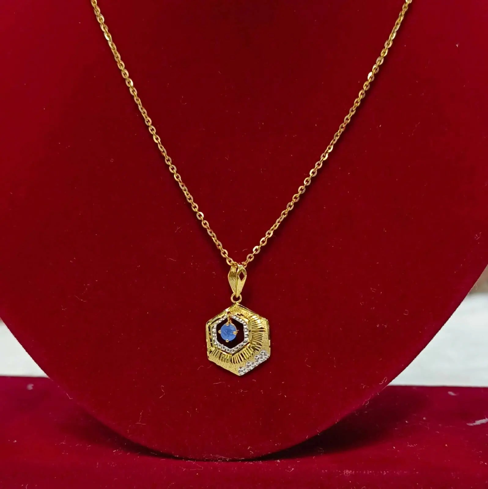 Turkish Italian Gold Pendant Sarafa Bazar India