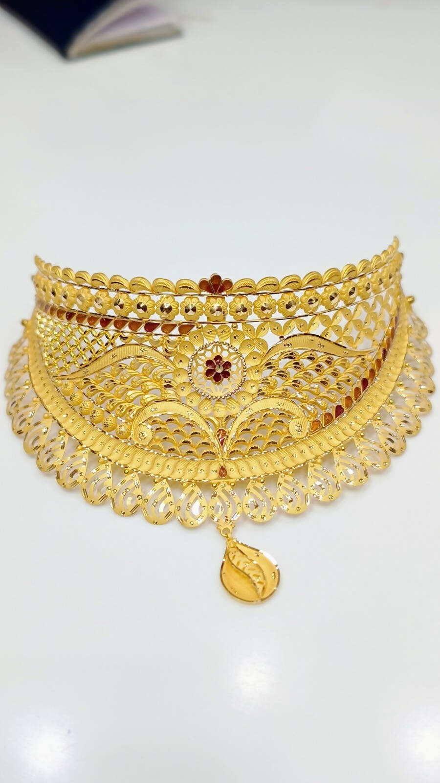 Gold Choker Sarafa Bazar India