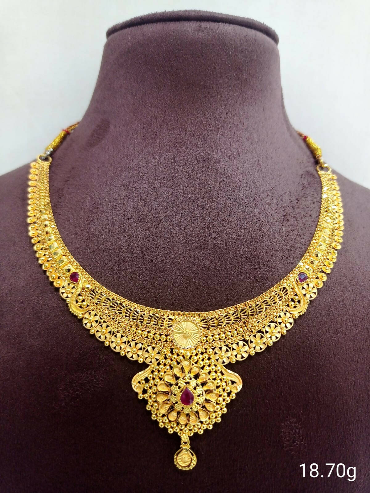 Gold Necklace Sarafa Bazar India