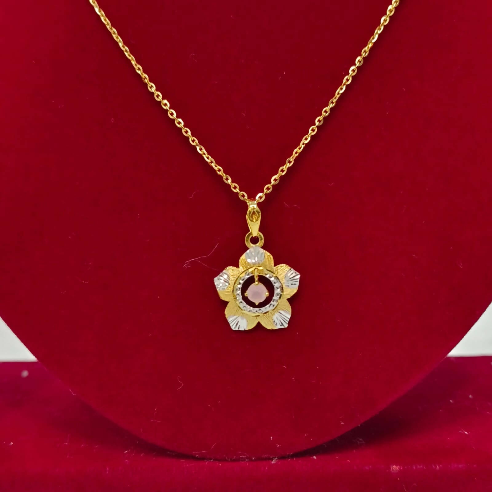 Turkish Italian Gold Pendant Sarafa Bazar India