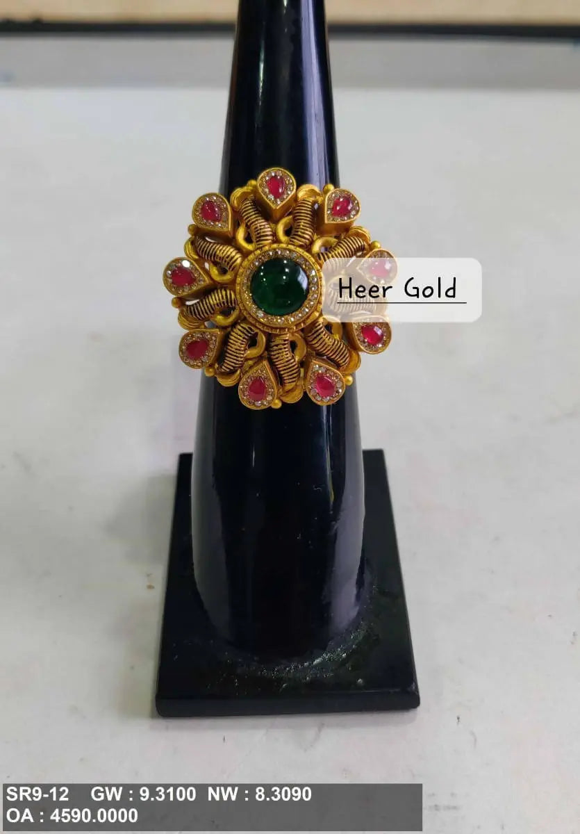 Antique Ladies Ring Sarafa Bazar India