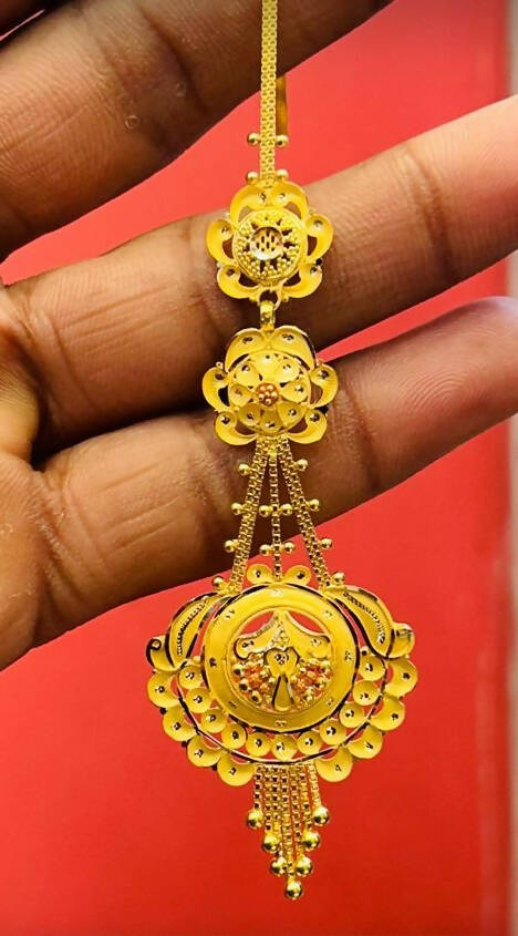 Gold Mang Tikka Sarafa Bazar India