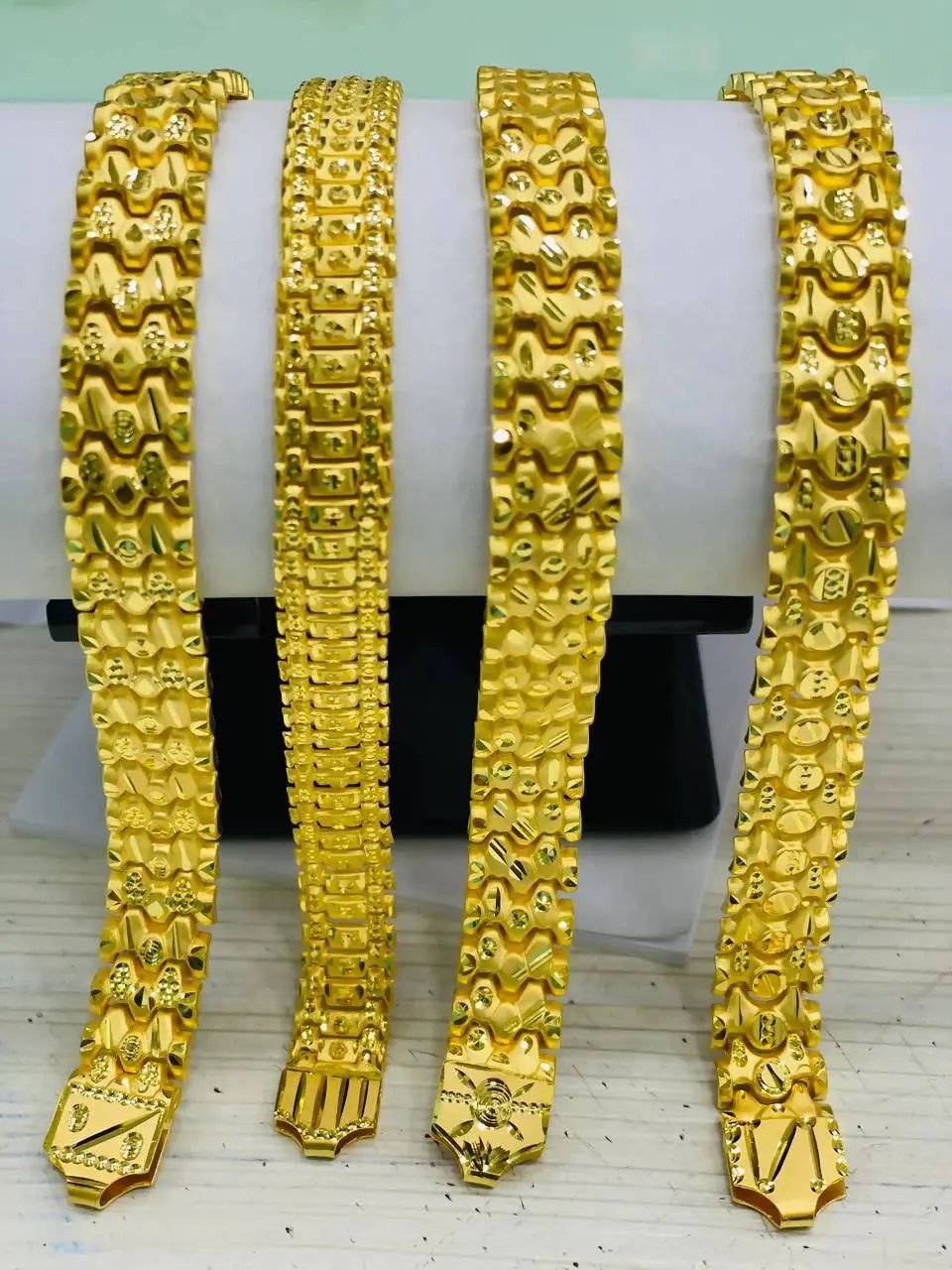 Gents Gold Bracelets Sarafa Bazar India