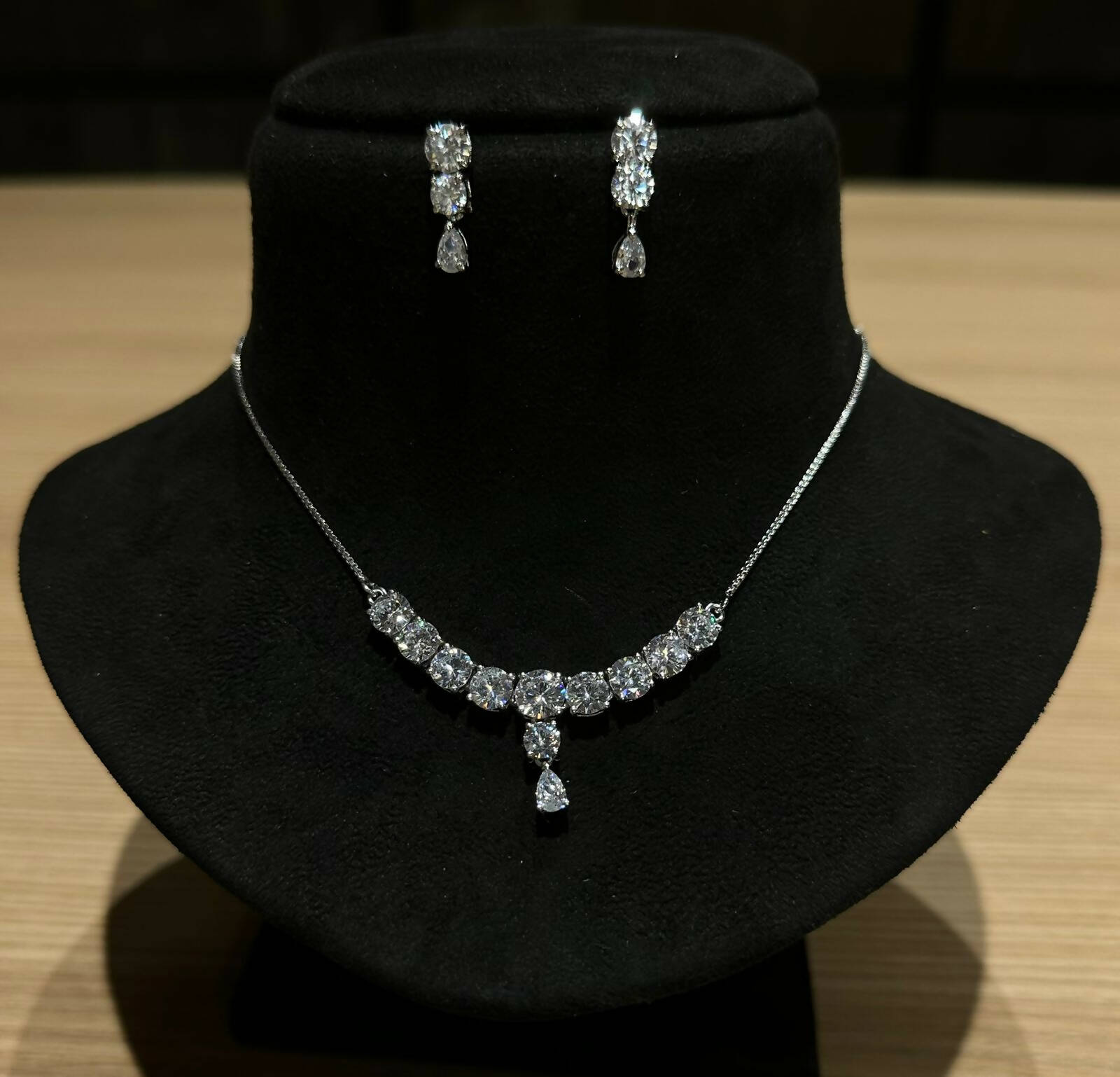 925 Silver Solitaire Short Necklace Sets Sarafa Bazar India