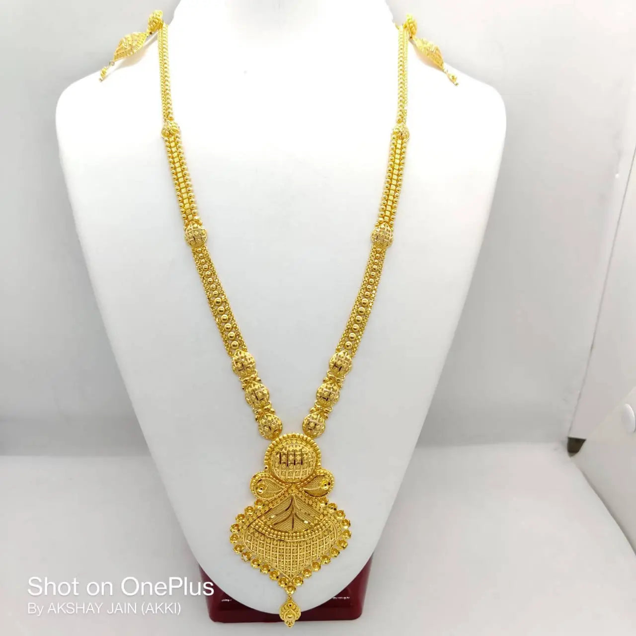 Gold Long Set Sarafa Bazar India