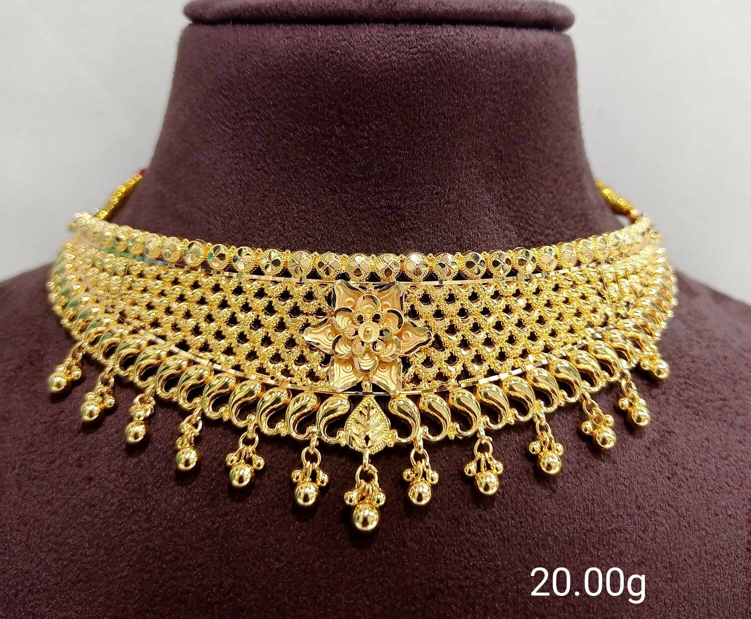 Gold Choker Sarafa Bazar India