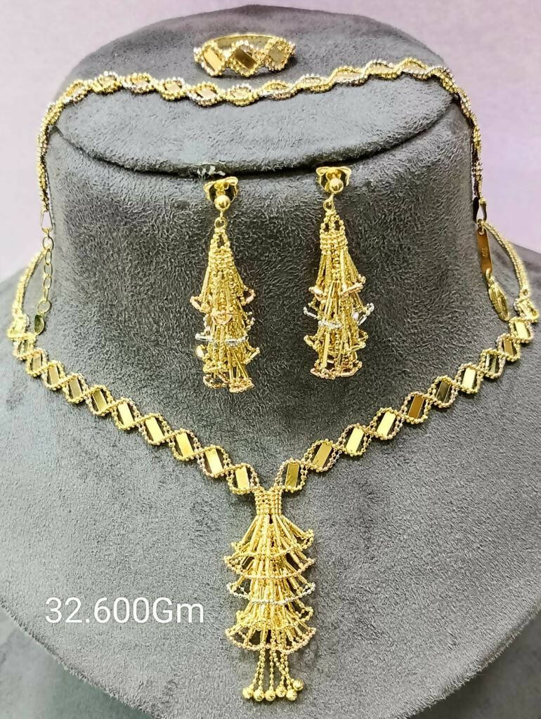 18kt Italian Necklace, Bracelet & Ring Sarafa Bazar India