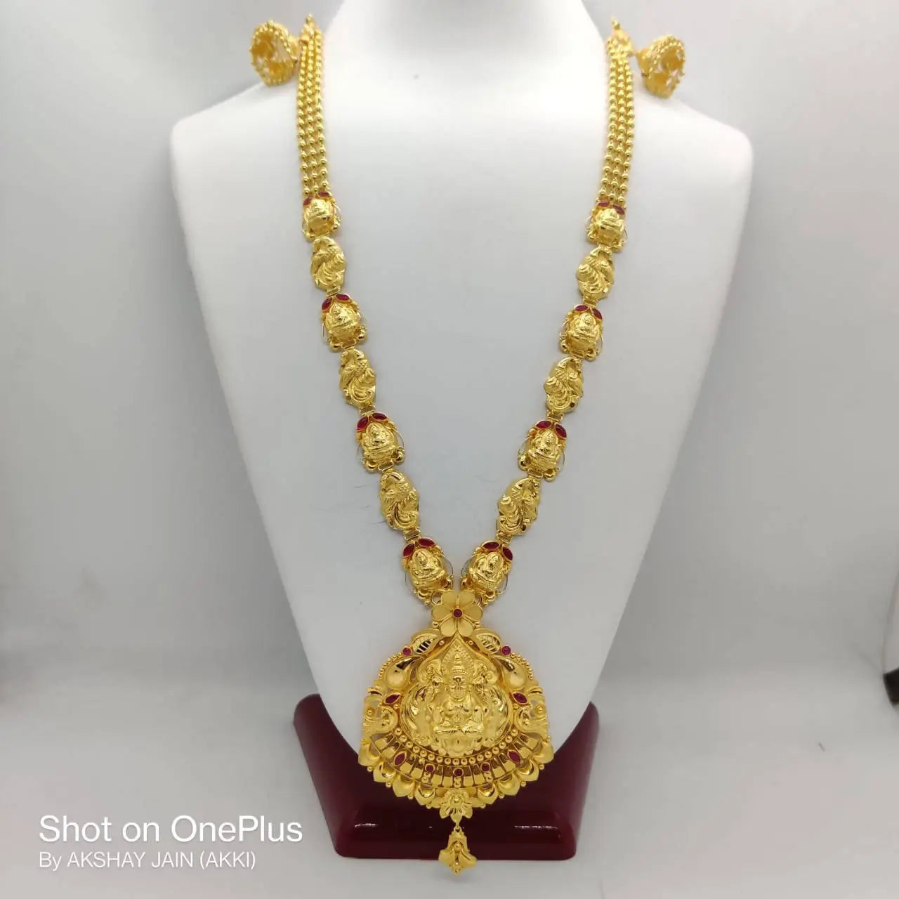 Gold Long Set Sarafa Bazar India