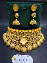 Chocker Sarafa Bazar India