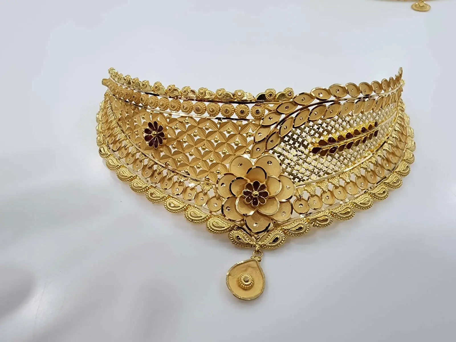 Gold Choker Sarafa Bazar India