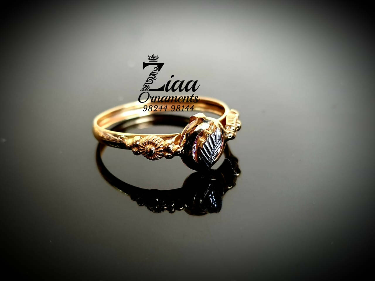 Light Weight Gold Stone Ring Sarafa Bazar India