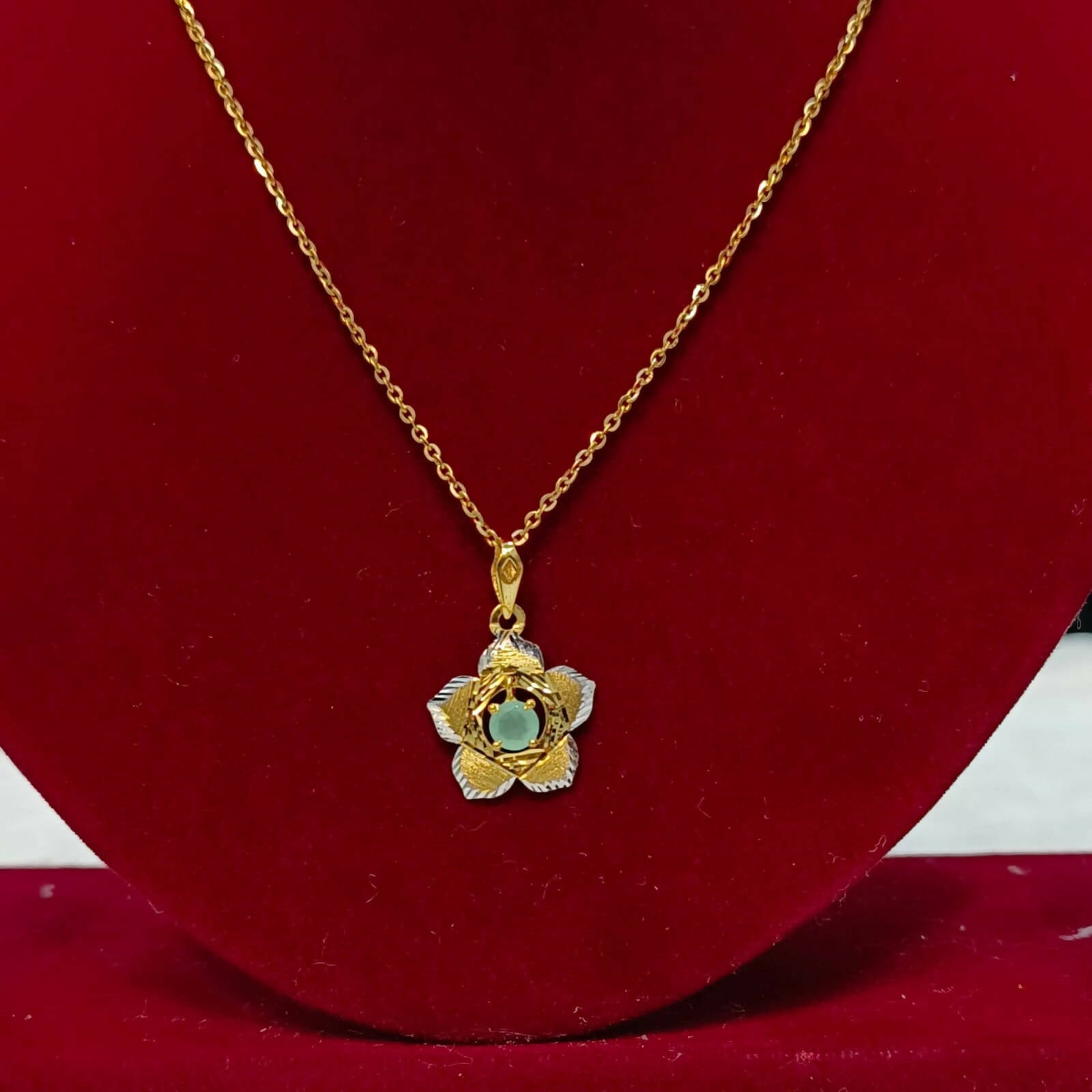 Turkish Italian Gold Pendant Sarafa Bazar India