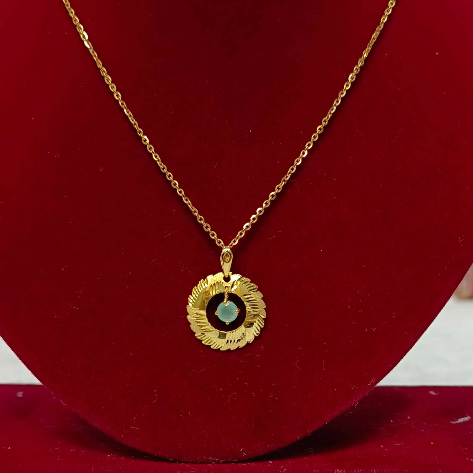 Turkish Italian Gold Pendant Sarafa Bazar India