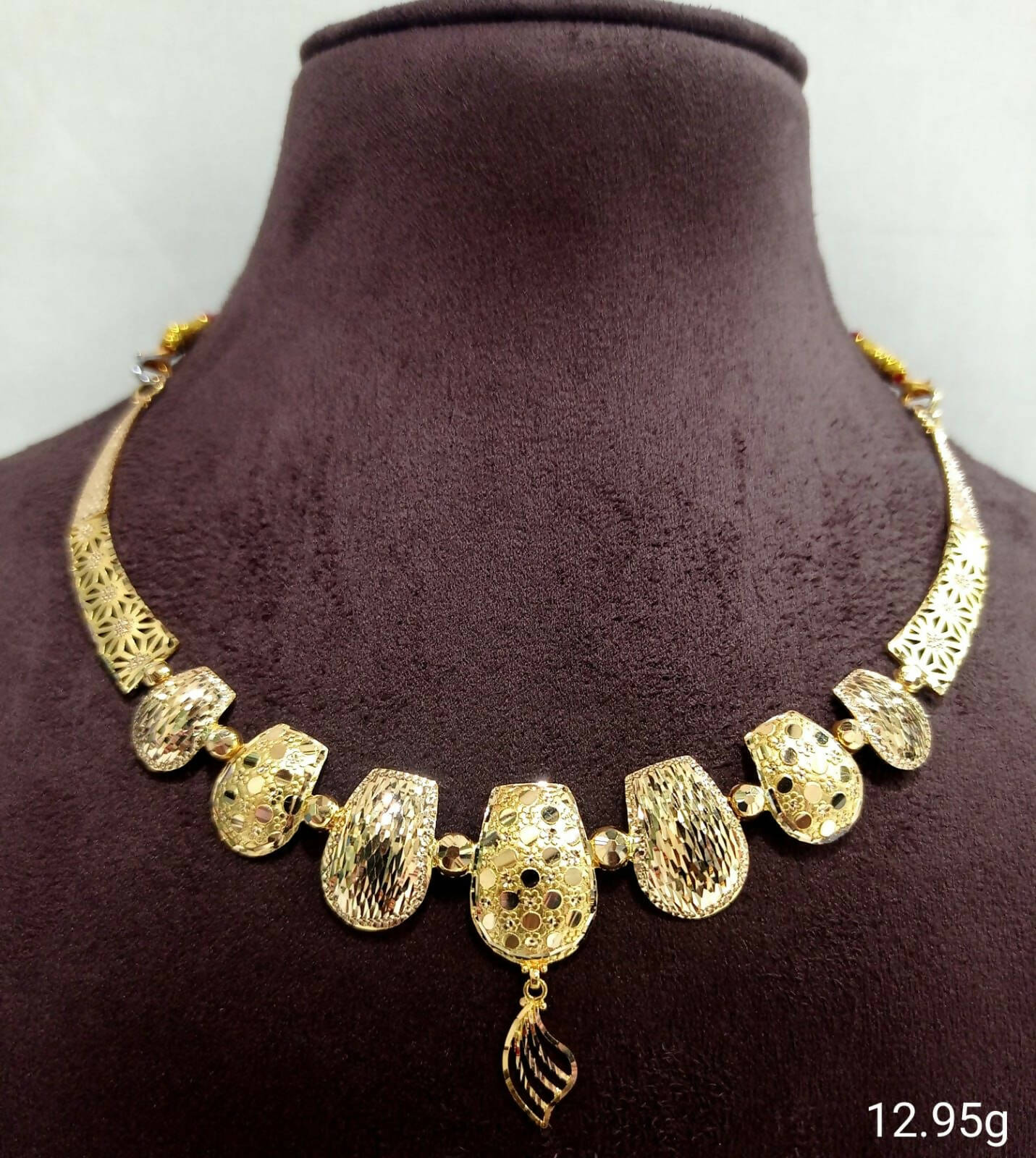 Gold Necklace Sarafa Bazar India