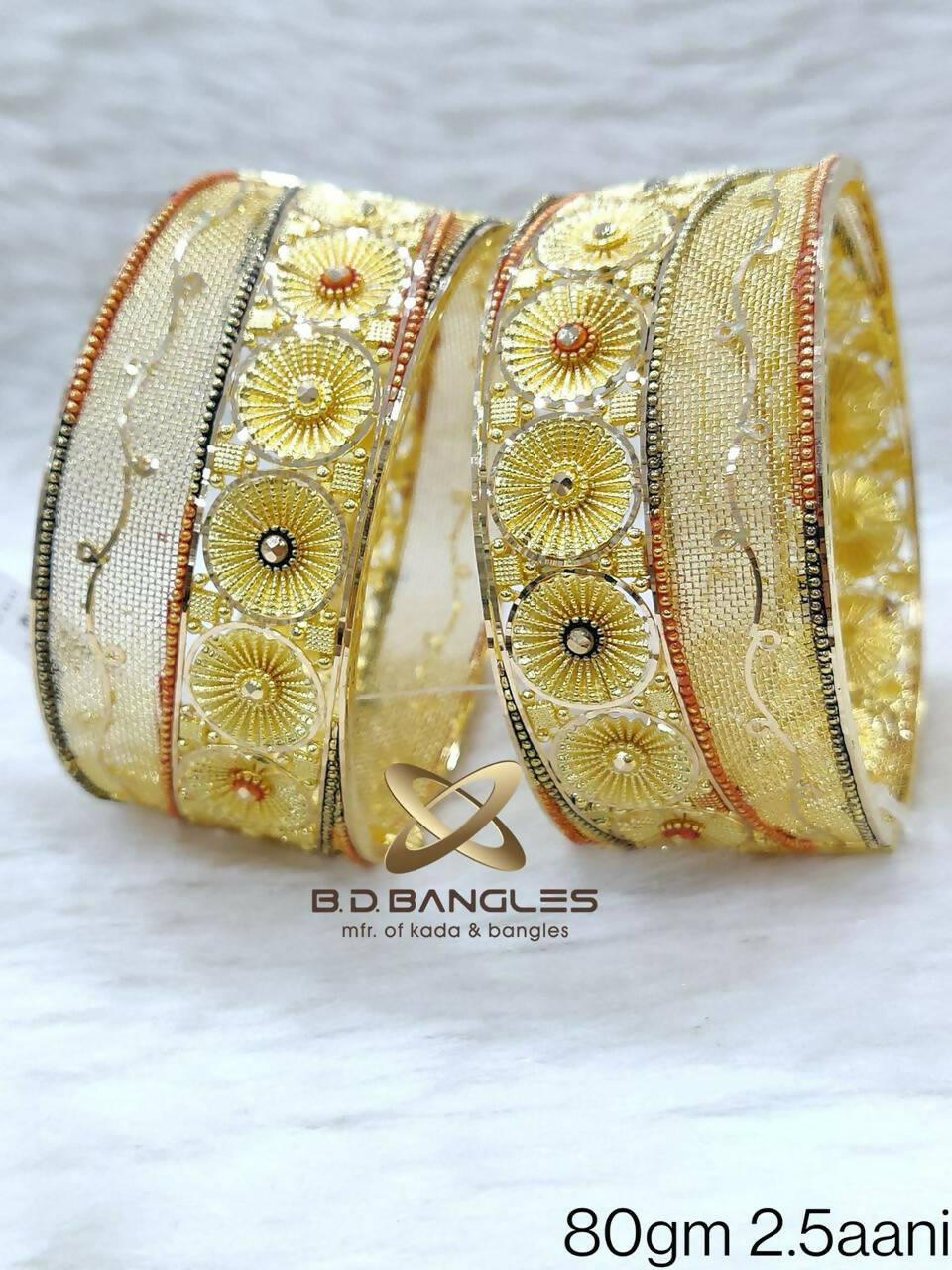 Gold Bangles Sarafa Bazar India