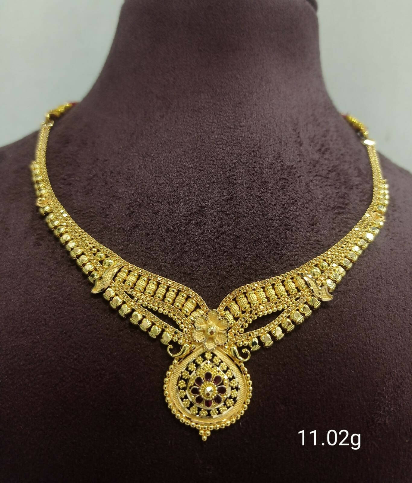 Gold Necklace Sarafa Bazar India