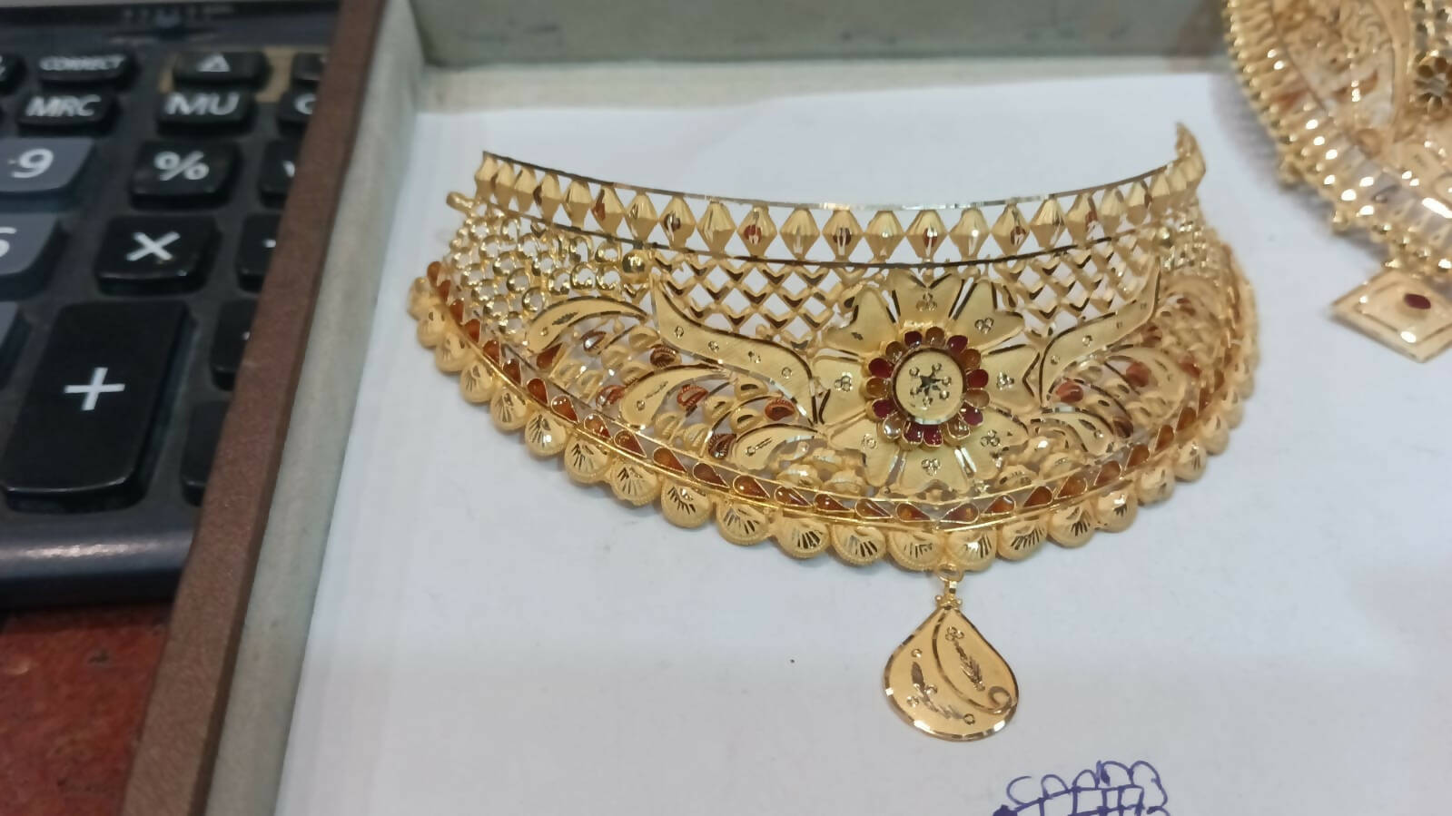 Gold Choker Sarafa Bazar India