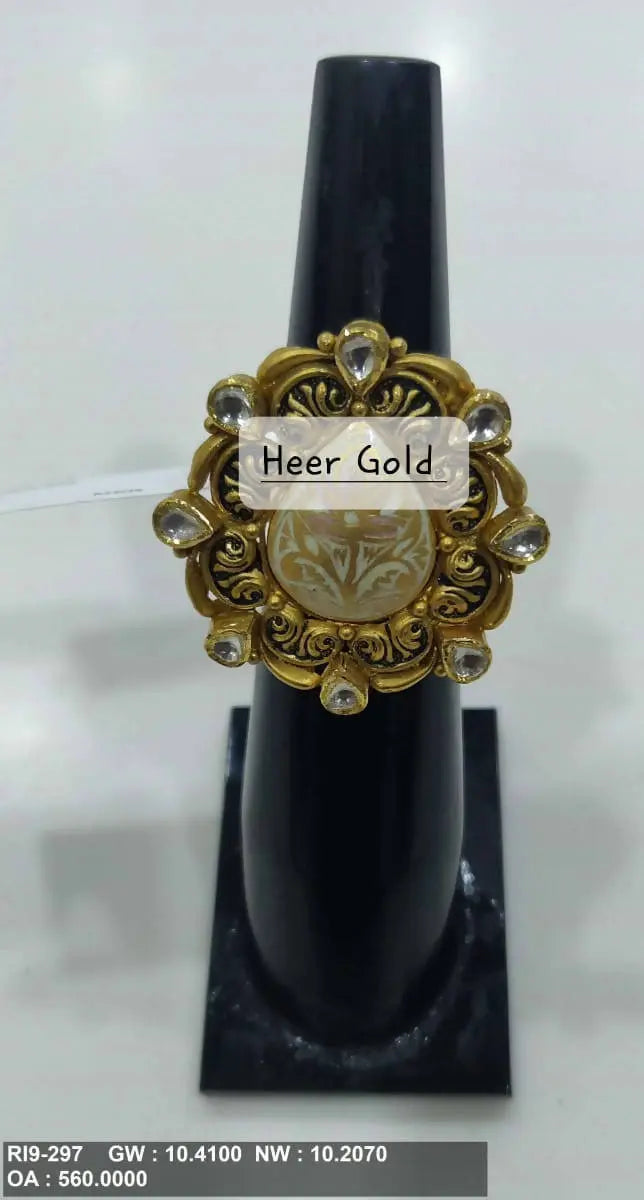 Antique Ladies Ring Sarafa Bazar India