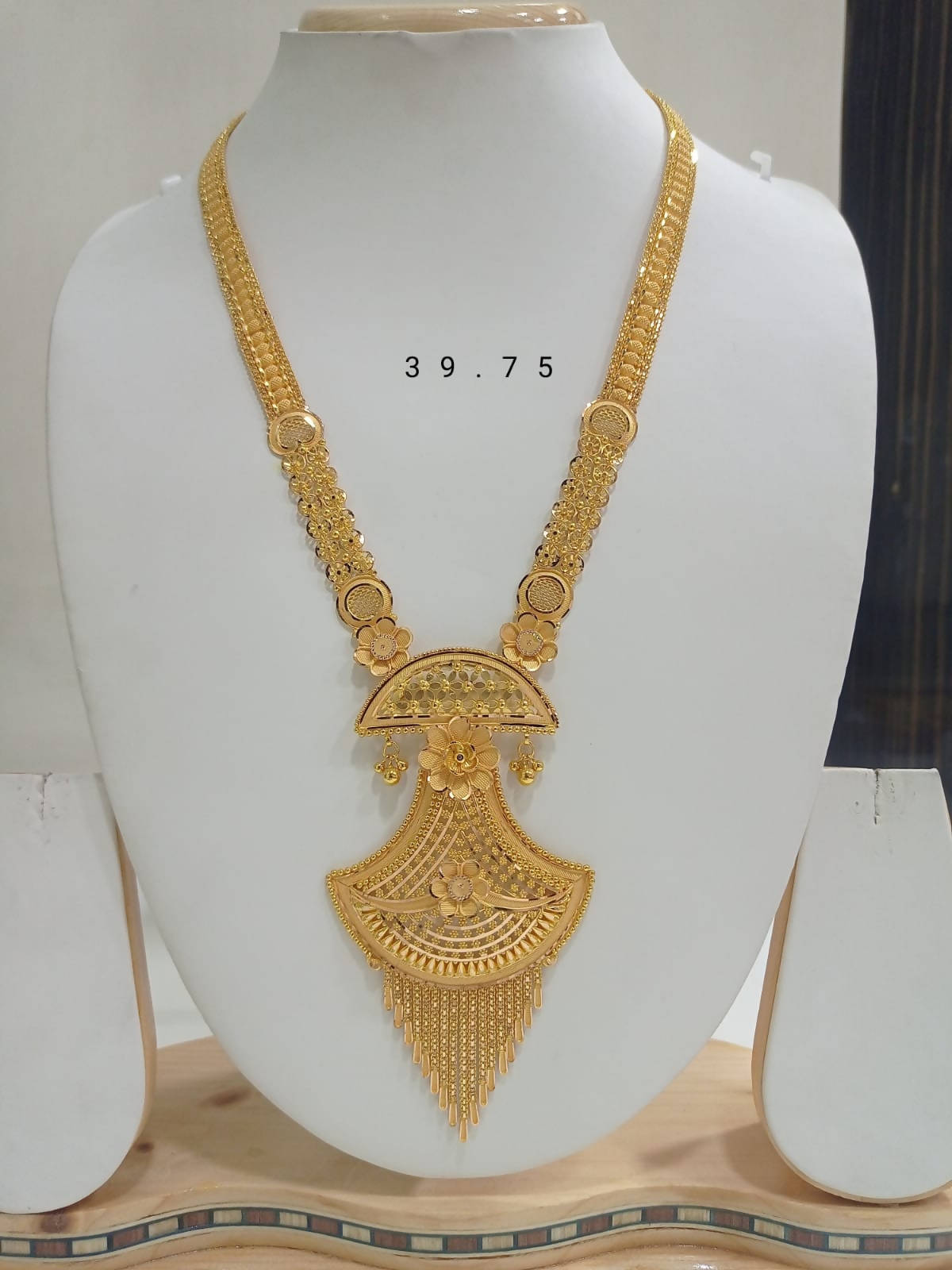 Gold Long Set Sarafa Bazar India