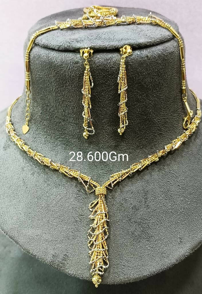 18kt Italian Necklace, Bracelet & Ring Sarafa Bazar India