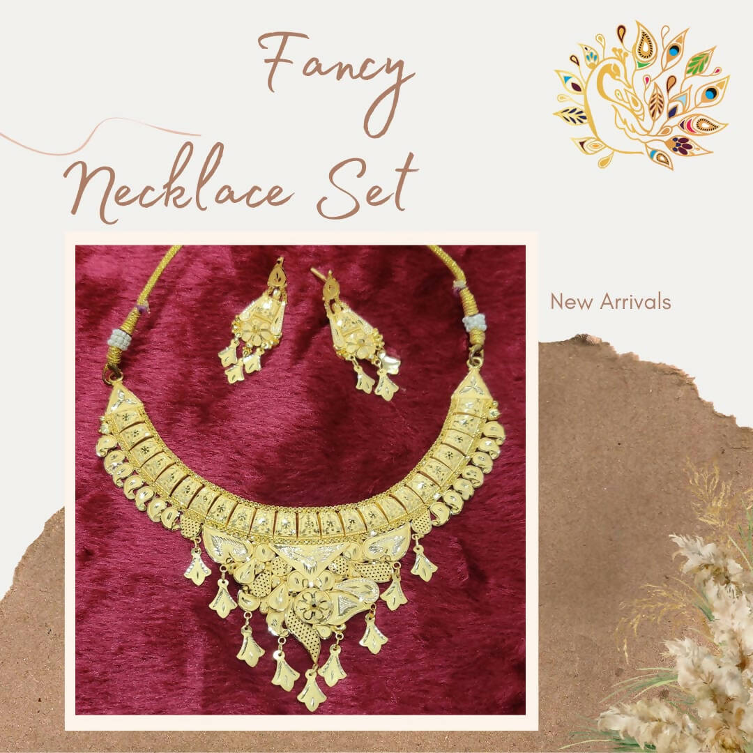 Fancy Necklace Set Sarafa Bazar India