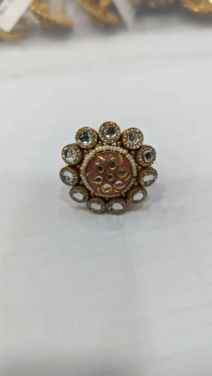 Antique Ladies Ring Sarafa Bazar India