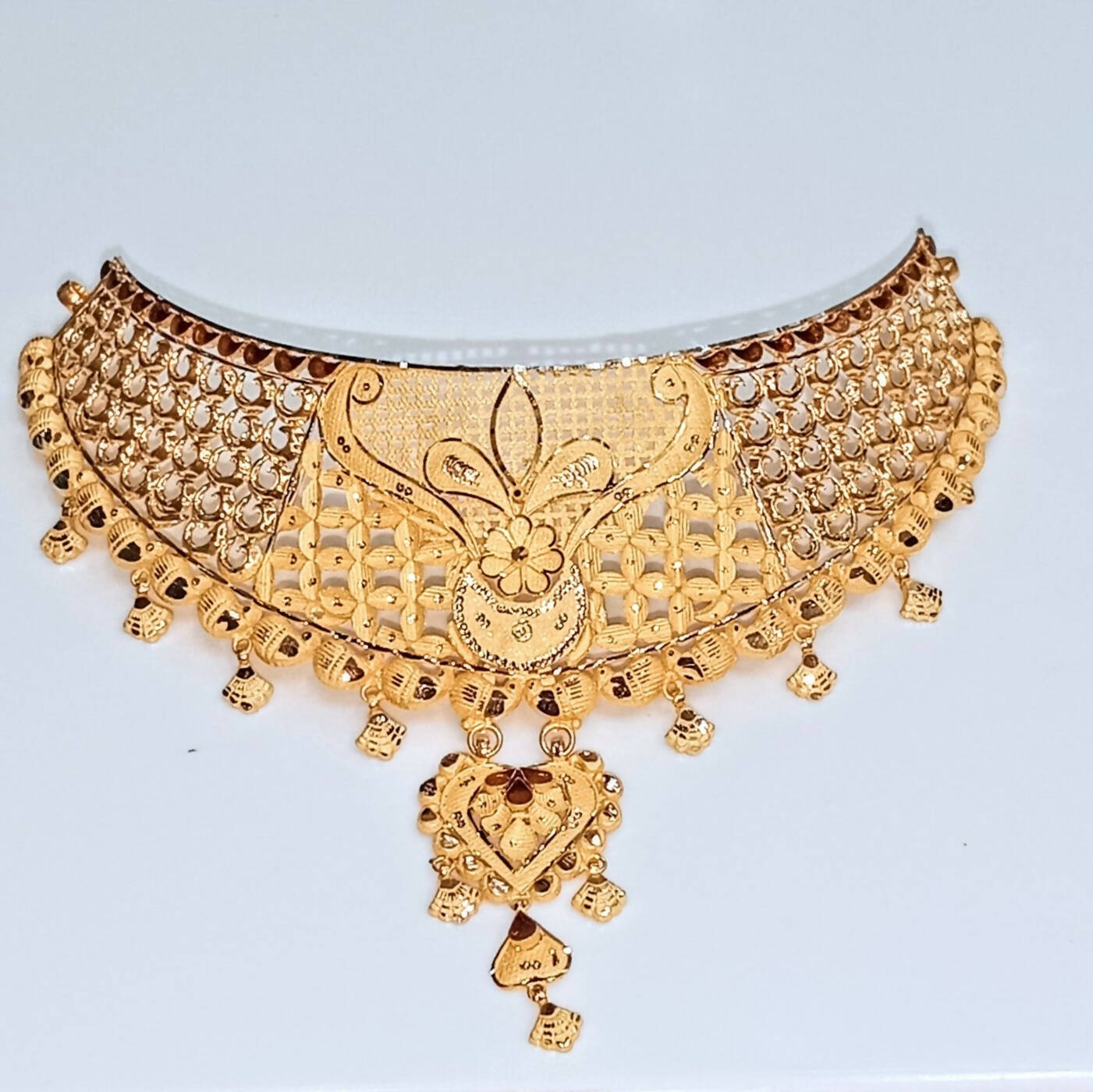 Gold Choker Sarafa Bazar India